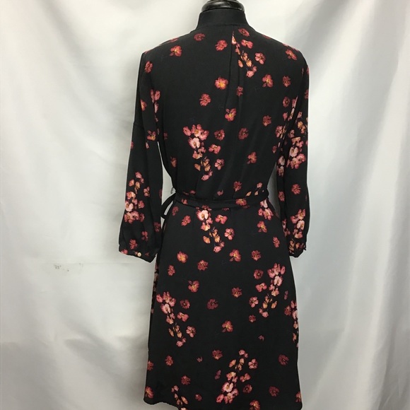 Long Sleeved Floral Dress - Picture 6 of 11